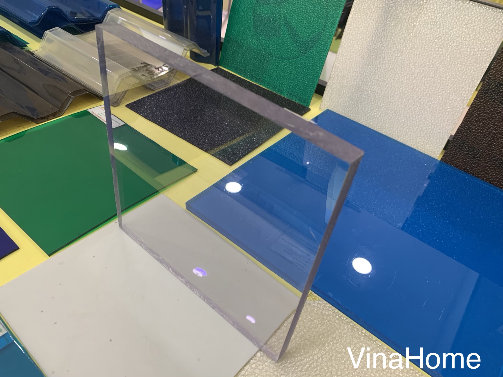 Tấm Lợp Lấy Sáng 10mm đặc ruột